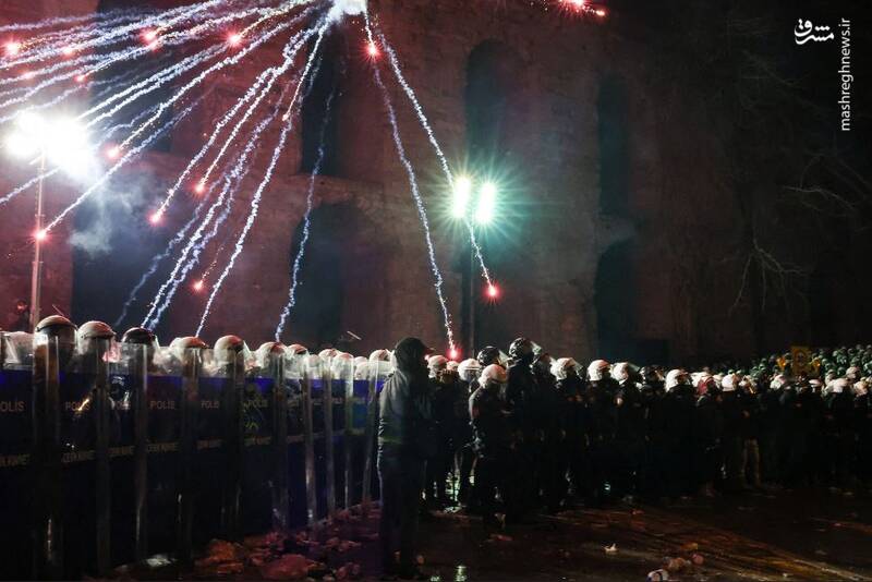 بزرگترین اعتراضات یک دهه اخیر در ترکیه 11