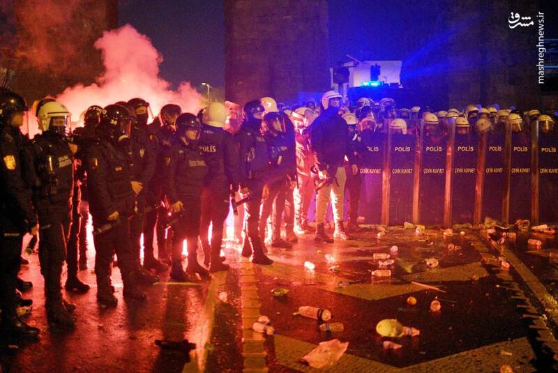 بزرگترین اعتراضات یک دهه اخیر در ترکیه 22