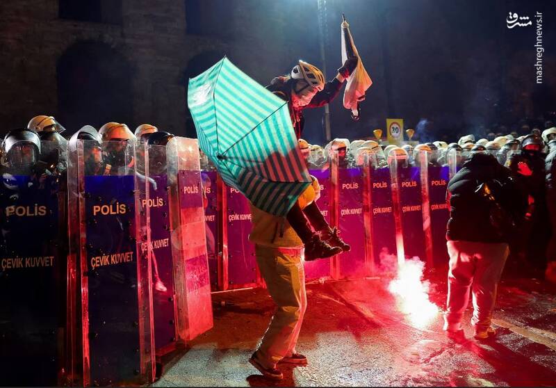 بزرگترین اعتراضات یک دهه اخیر در ترکیه 23