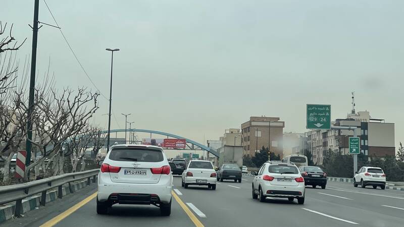 یک لاین از بزرگراه همت کم میشود! 3