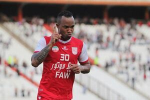 آقای گل تراکتور با فوتبال خداحافظی کرد