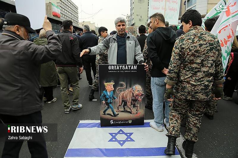 راهپیمایی روز قدس در تهران/ لبیک پایتختنشینان به ندای مظلومیت مردم فلسطین+ عکس و فیلم