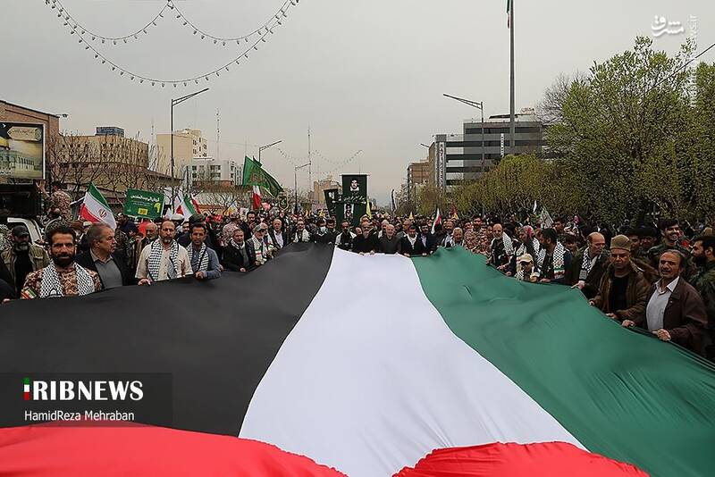 راهپیمایی روز قدس در تهران/ لبیک پایتختنشینان به ندای مظلومیت مردم فلسطین+ عکس و فیلم