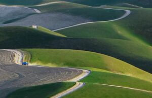 تصویری از جاده عشایری درگز