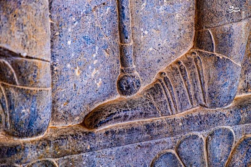 امضای سنگتراشان دوره هخامنشی به صورت پیکان