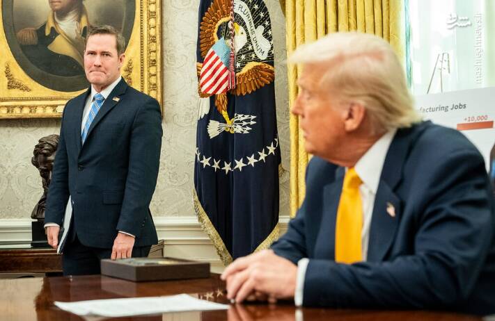 سوالی که ذهن ترامپ را درباره سرنوشت والتز مشغول کرد!