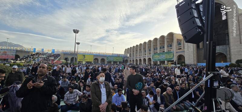 ایران آماده اقامه نماز عید فطر/ مصلای تهران مملو از جمعیت شد/ اقامه نماز عید فطر به امامت رهبر انقلاب