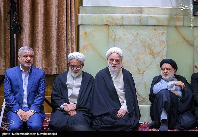 فیلم/ تشییع و اقامه نماز بر پیکر مرحوم حجتالاسلام نیری