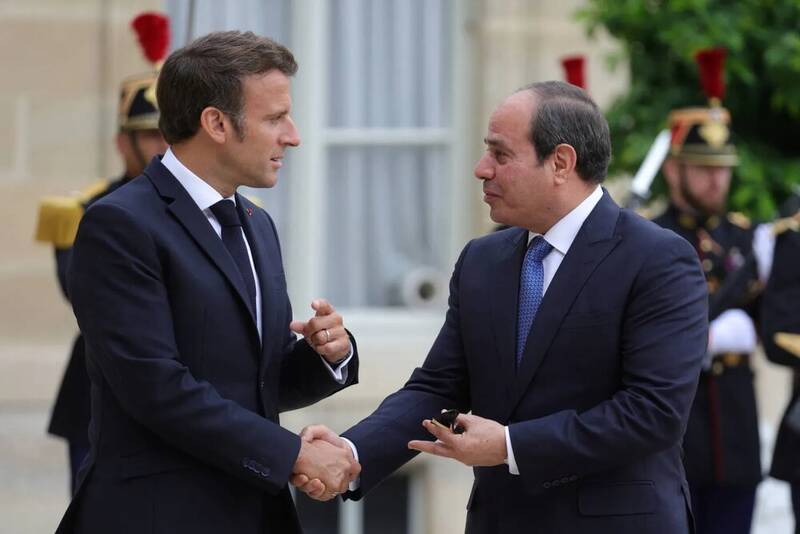 آخرین تحولات روز بیست و چهارم نقض آتش بس/ ضربالاجل رئیس جمهور آمریکا به نتانیاهو برای پایان دادن به جنگ/ نافرمانی پرسنل نیروی هوایی رژیم صهیونیستی در اعتراض به ادامه جنگ غزه/ ادامه تعرض شهرکنشیان به مسجدالاقصی و فلسطینیان