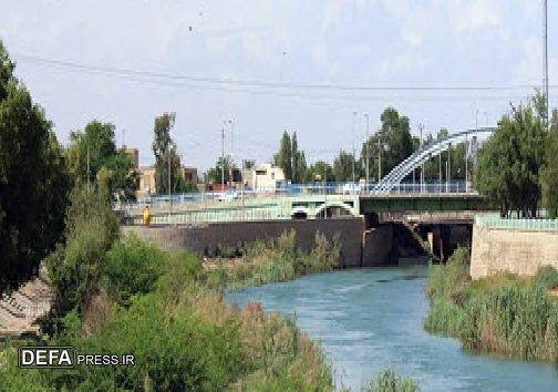 اسارت 6 بعثی با چوب دستی شیرزن سوسنگردی