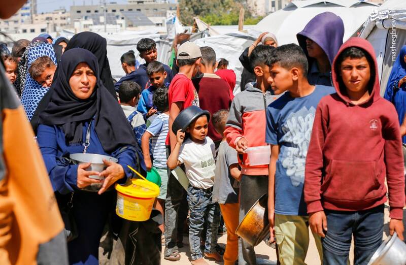 ۲۷۲۰ شهید و ۷۵۱۳ زخمی؛ آمار جدید کشتهشدگان غزه/ ژنرال صهیونیست: نتانیاهو اسرائیل را به جنگ بیپایان کشاند!/ ۸۰ درصد نظام سلامت غزه نابود شد؛ جهان چه زمانی بیدار میشود؟