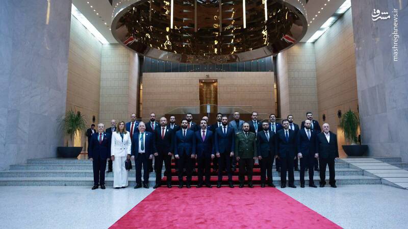 کلاه گشاد جولانی بر سر کردهای سوریه/ کابینه جدید جولانی؛ ترکیبی از سهم خواهی و فشار خارجی +تصاویر