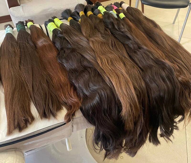 بازار خریدوفروش مو در تهران داغ شد؛ زنان کمدرآمد قربانی دلالان سودجو