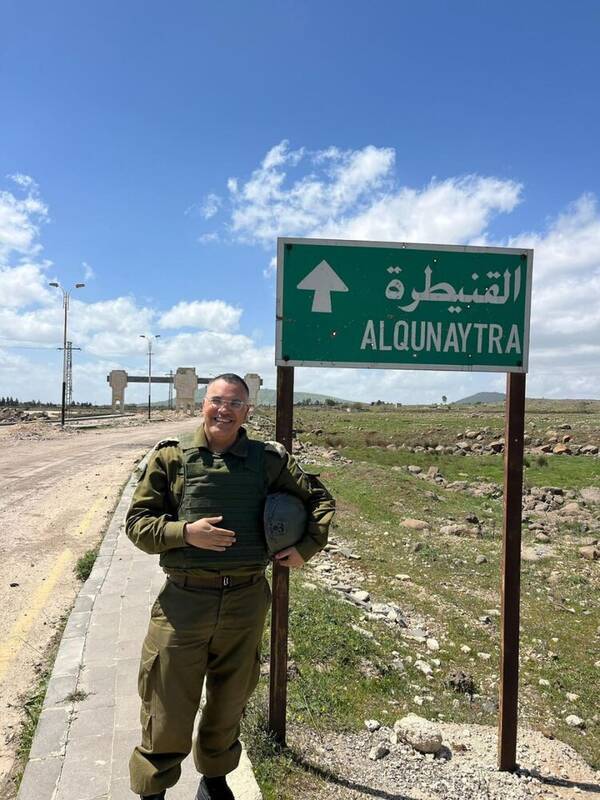 حضور نظامیان صهیونیست در جنوب سوریه+ عکس