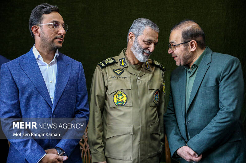 امیر سرلشکر سید عبدالرحیم موسوی فرمانده کل ارتش در مراسم بیست و ششمین سالگرد شهادت «علی صیاد شیرازی»