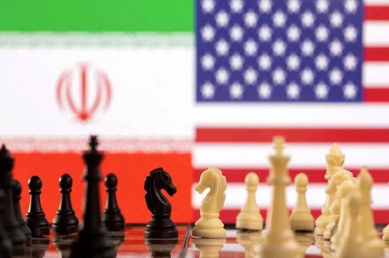 سایهی بلند «بیاعتمادی» بر مذاکرات/ دوقطبی داخلی، تضعیف جبهه متحد ایران در مقابل واشنگتن