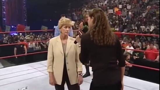 بیسوادی حیرتآور وزیر آموزش کابینهی ترامپ/ خانوم وزیر حتی اسم «هوش مصنوعی» را هم بلد نیست!