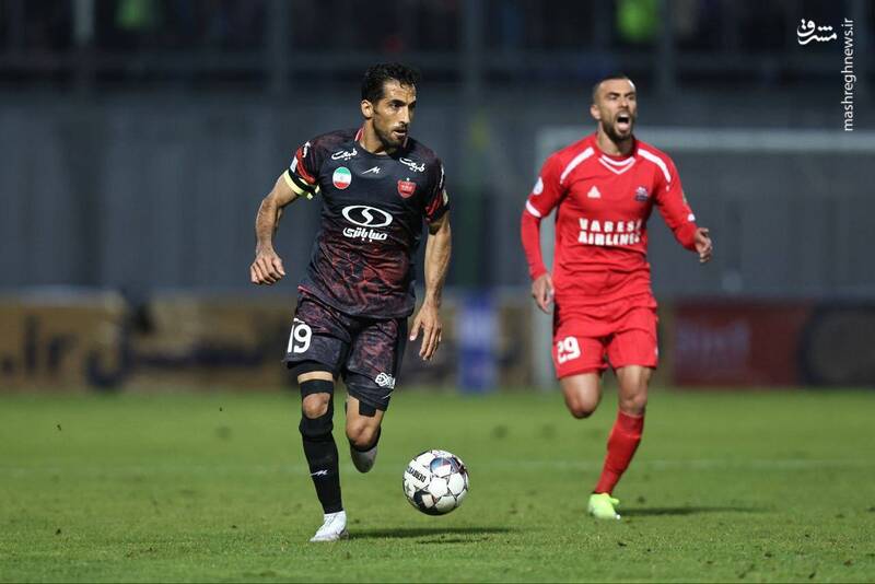 برتری نفسگیر پرسپولیس مقابل نساجی به کمک تیر دروازه/ سرخپوشان به صدر نزدیک شدند +عکس و جدول