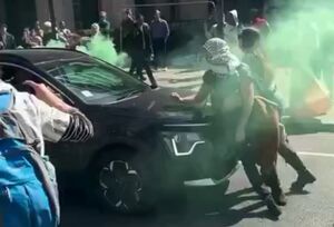درگیری رانندگان با حامیان فلسطین در لندن
