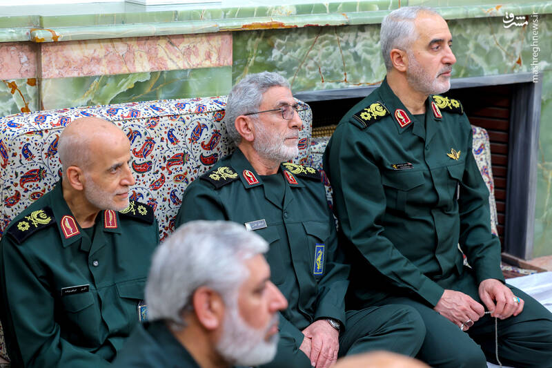 دشمن از پیشرفتهای جمهوری اسلامی کلافه و عصبی است/ باید در کنار نقصها، پیشرفتها را هم دید