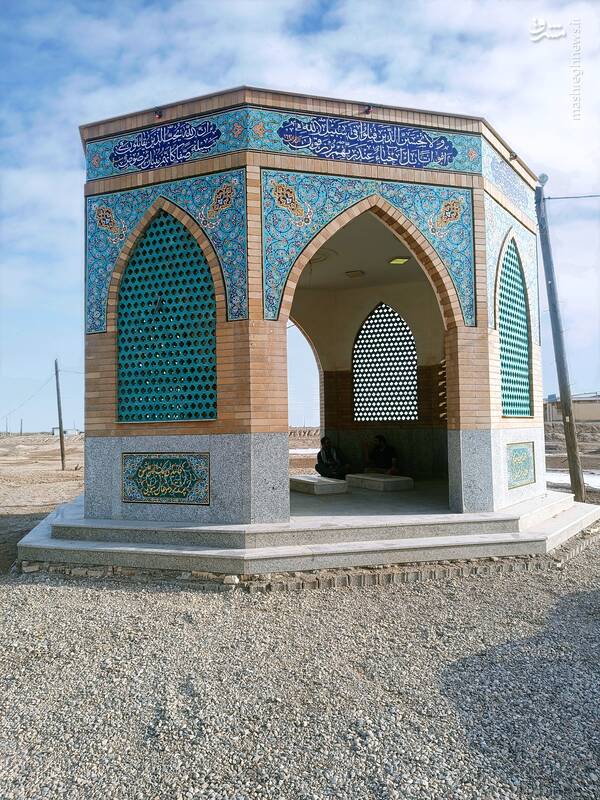 بیتوجهی مسئولان به مزار سه شهید گمنام در چوئبده +تصاویر