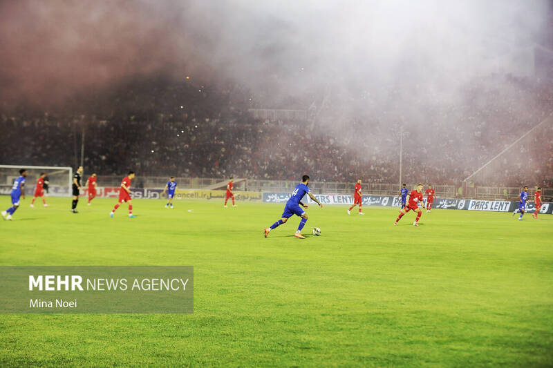 اتهام به فدراسیون فوتبال به خاطر دو بازیکن؛ حمایت شائبهدار از تراکتور