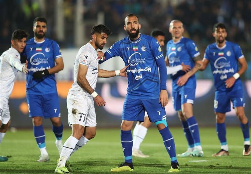 دوئل فانوسبهدستان/ طلسم بوژوویچ در کویر میشکند؟