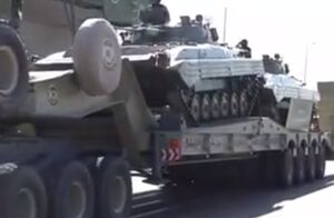 فیلم/ عبور تانک‌های ایرانی سلیمان ذوالفقار و تیام از مقابل جایگاه