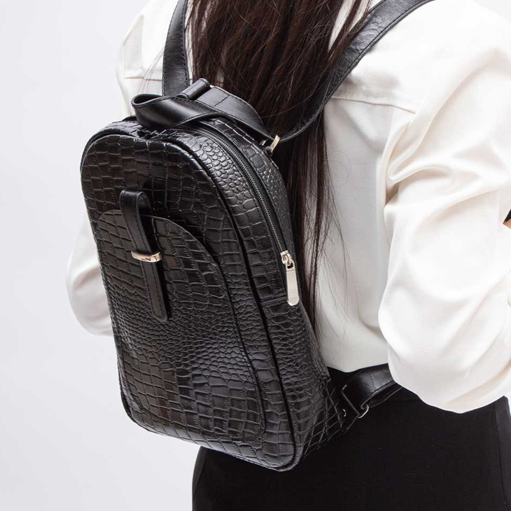 کیف دوشی یا کوله پشتی؟ بررسی تفاوت ها و کاربرد هر یک