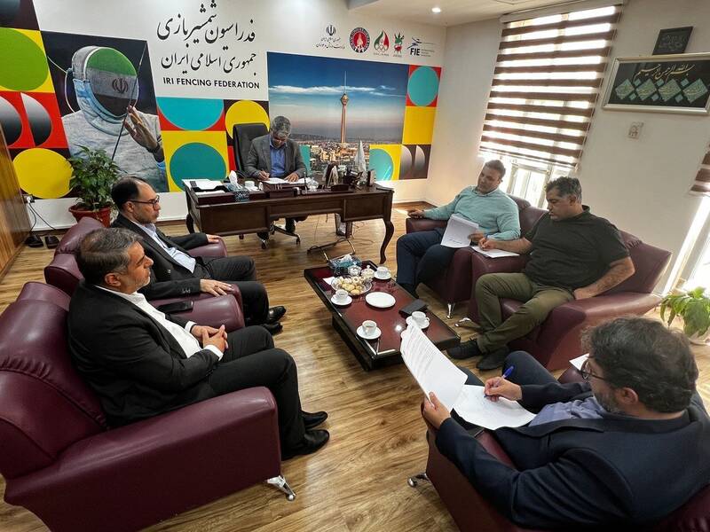 وعده سنگین برای ویترین ترک خورده شمشیربازی؛ جلسه فنی با محوریت غیرفنی