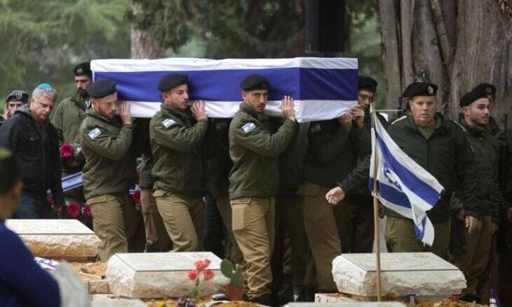 نظامیان صهیونیست در کمین مقاومت/ وارد کردن ضربات دقیق به نیروهای صهیونیست/ معاریو: جنگ با حماس در بلند مدت پیچیده و شکننده است/ تحلیلگر صهیونیست: شبکه تونلهای مقاومت همچنان گسترده باقی مانده است