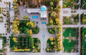 عکس آرام‌گاه سعدی - کراپ‌شده