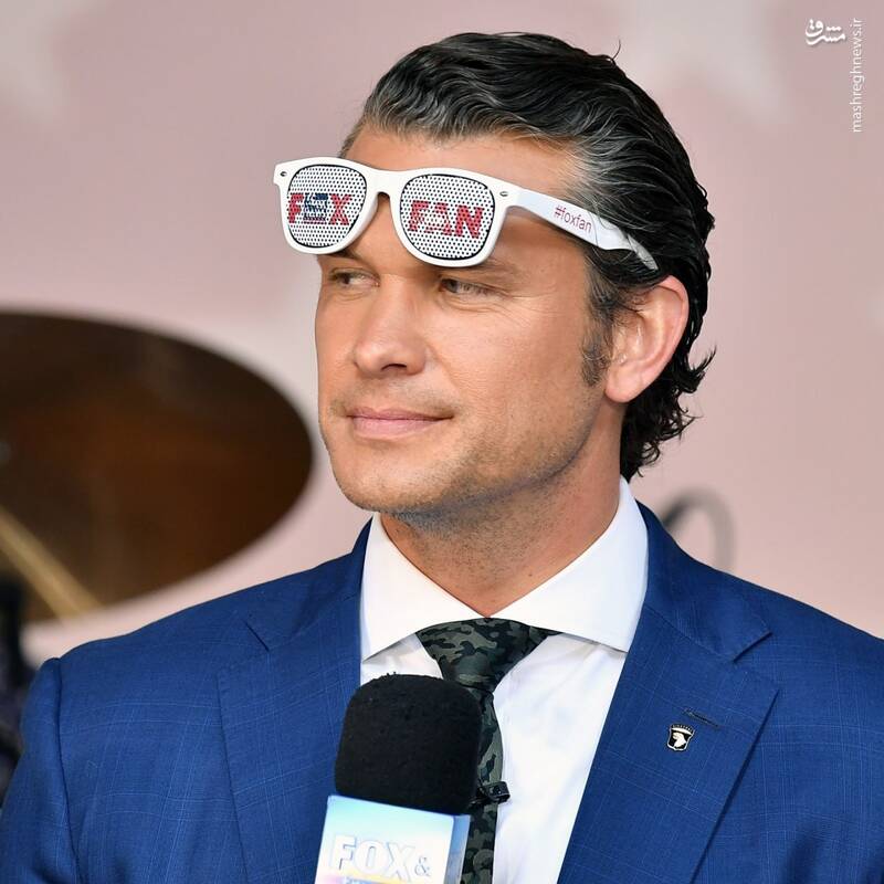 مجری محبوب ترامپ کماکان مشغول انتشار اطلاعات نظامی در گروه های سیگنالی است!