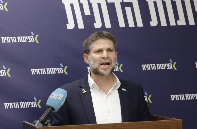 حملات مکرر و کمینهای پی در پی نیروهای مقاومت برای ارتش رژیم صهیونیستی/ هلاکت یک نظامی صهیونیست و قطع عضو دو سرباز دیگر/ عملیاتهای موفق نیروهای مسلح یمن علیه اهداف صهیونیستی و آمریکایی/ اسحاق بریک: ارتش اسرائیل متحمل شکست دردناکی از حماس شده است