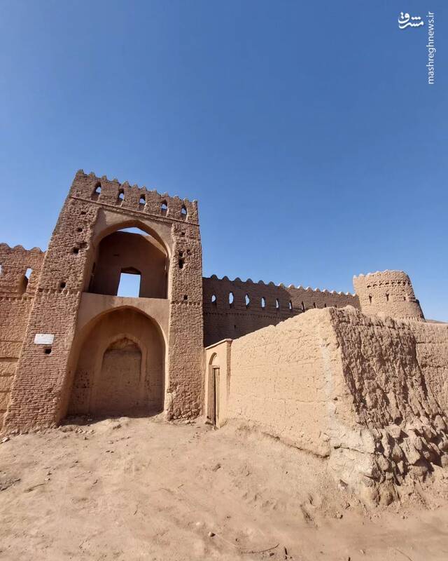 تصاویری از قلعه حسینی در شهر تفت