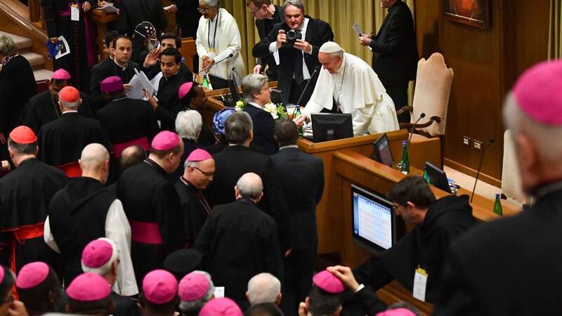 آیا فرانسیس بدترین پاپ تاریخ بود؟ +عکس