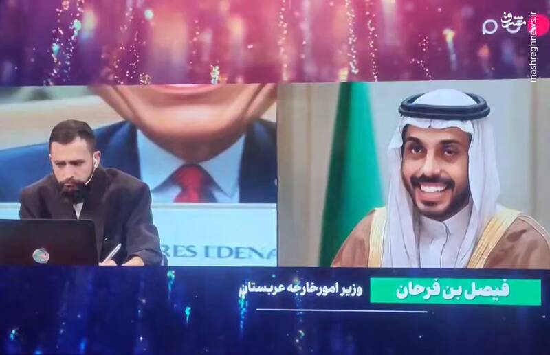 چرا حضور محسن افشانی در مقام مجری برنامه سیاسی خسارت محض است؟