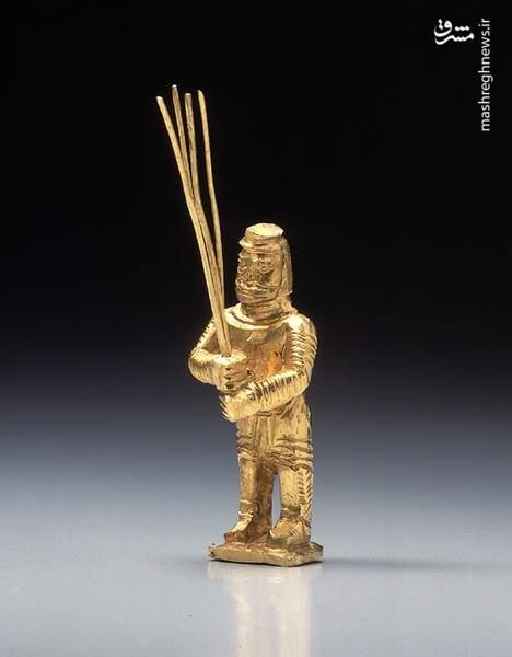 ۴ تندیس طلایی از موبدان زرتشتی +عکس
