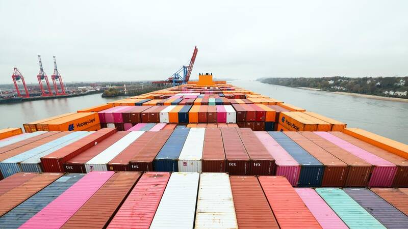 شوک ترامپ به اقتصاد جهان؛ کاهش رشد و سایه رکود بر سر بازارها