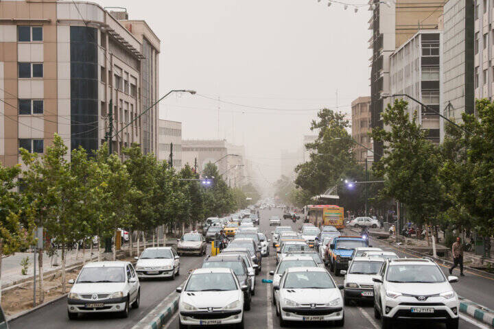 دمای هوای تهران به ۳۲ درجه میرسد