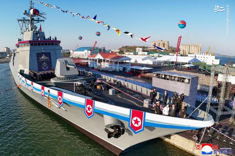 کره شمالی از ناوشکن چندمنظوره جدید رونمایی کرد+ عکس