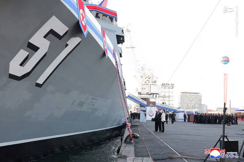 کره شمالی از ناوشکن چندمنظوره جدید رونمایی کرد+ عکس