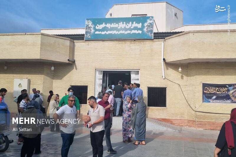 عکس/ حضور مردم بندرعباس در مرکز انتقال خون