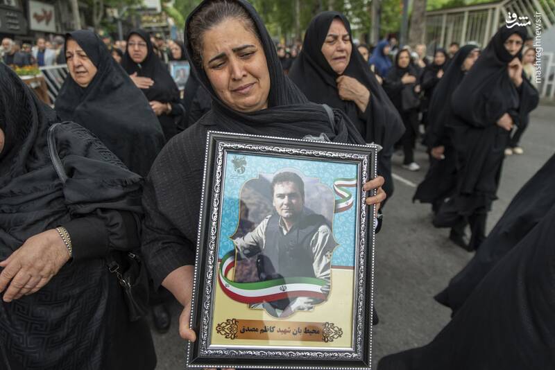 عکس/ تشییع محیطبان شهیدِ پارکملی گلستان