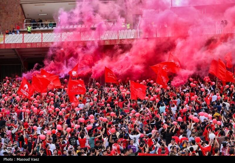 afc تراکتور و استقلال را نقره داغ کرد