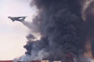 بالگردهای «میل ۱۷» سپاه اولین بالگردهای عمل کننده در خط مقدم اطفاء حریق بندر شهید رجایی بودند