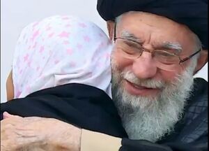 فیل/ میشه شمارو یه کم بغل کنم؟