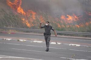 فرار هزاران صهیونیست در پی وقوع آتش سوزیهای ادامهدار در قدس | تصاویر