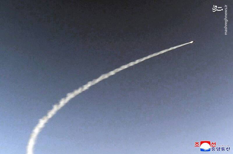 عکس/ رونمایی از ناوشکن جدید کرهشمالی