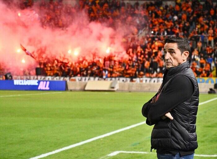 از علاقه تیمهای ایرانی سپاسگزارم؛ مانولو خیمنز: با مدیران استقلال مستقیم مذاکره نکردم